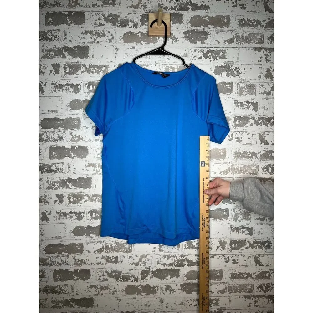The north face | women blue short sleeve shirt - Picture 6 of 8